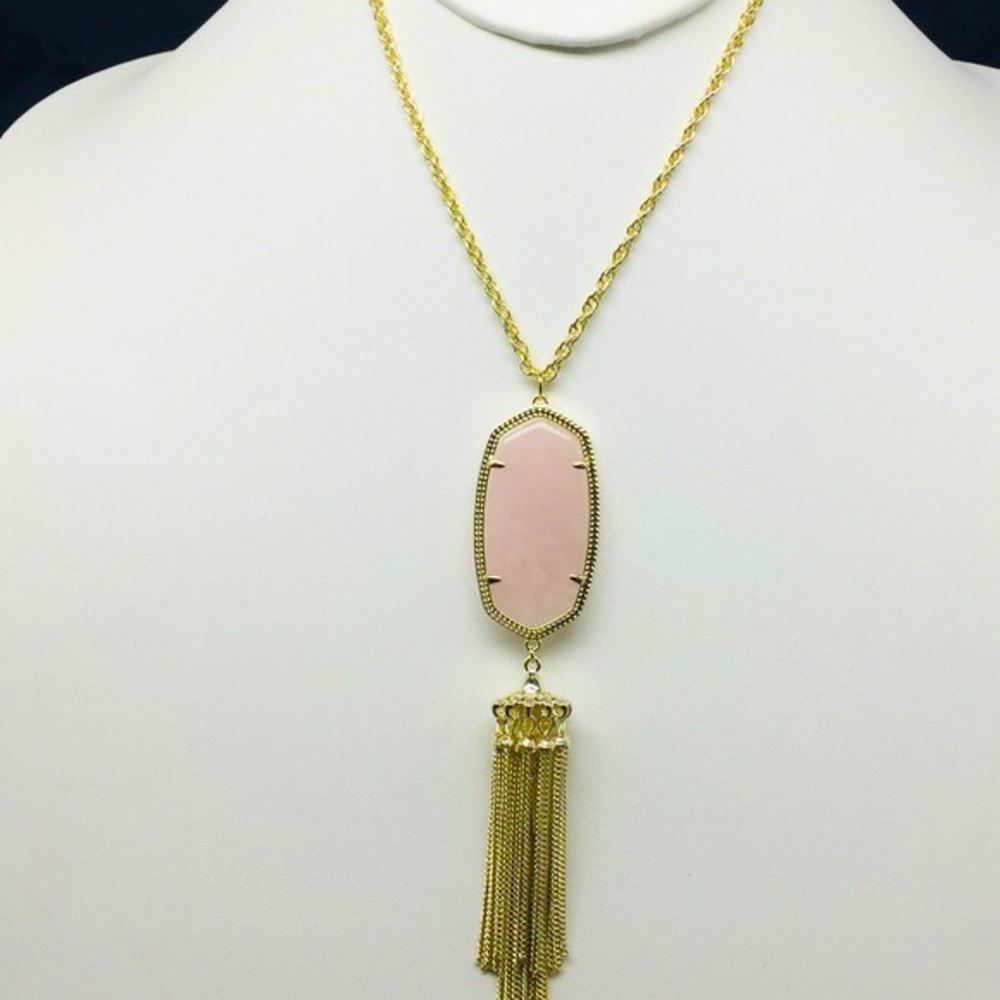Kendra Scott Rayne pendant necklace. Like new